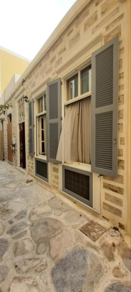 An authentic family house in Ermoupolis